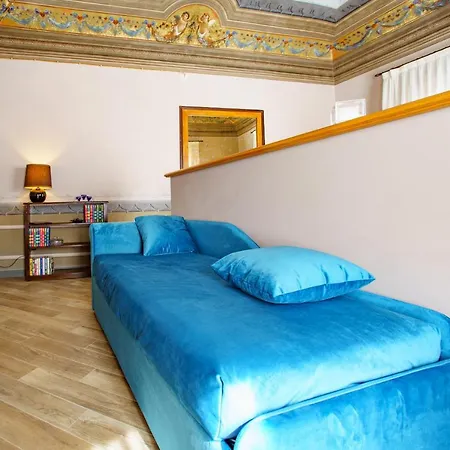 Cefas Apartment *